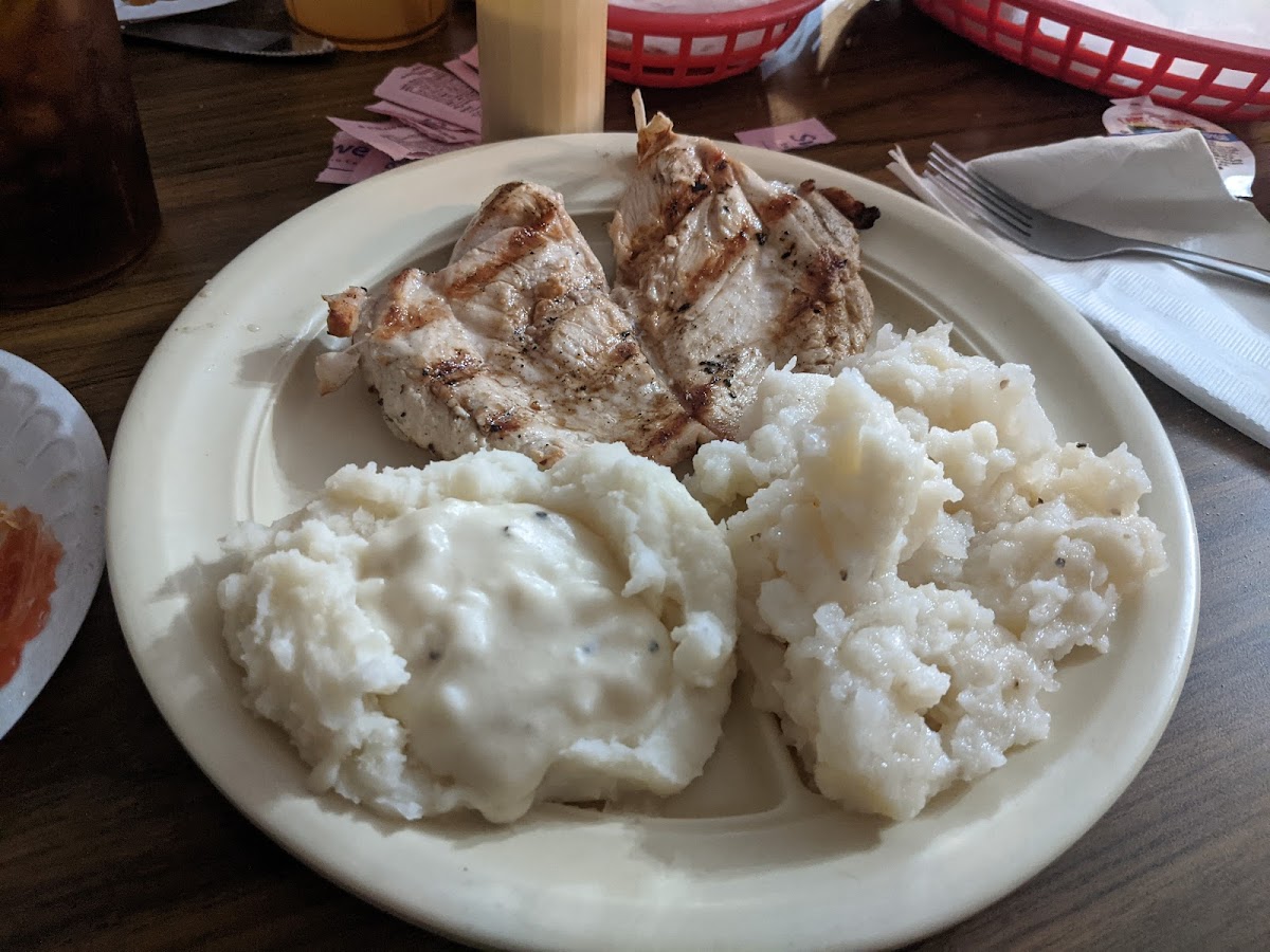Pichler's Chicken Annies-10